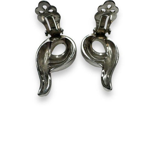 Sperry Silver Tone Bracelet Clip On Earring Set - Picture 5 of 5